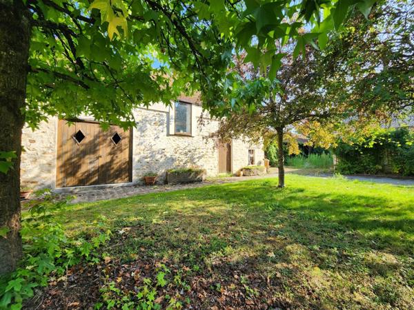 Rare à Rozay : maison + dépendances + studio !