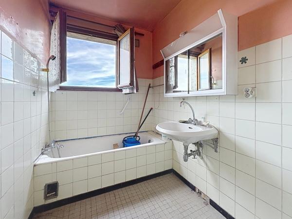 Maison à vendre 4 pièces CRANVES SALES (74)