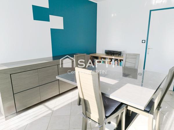 Appartement lumineux avec cave et cellier