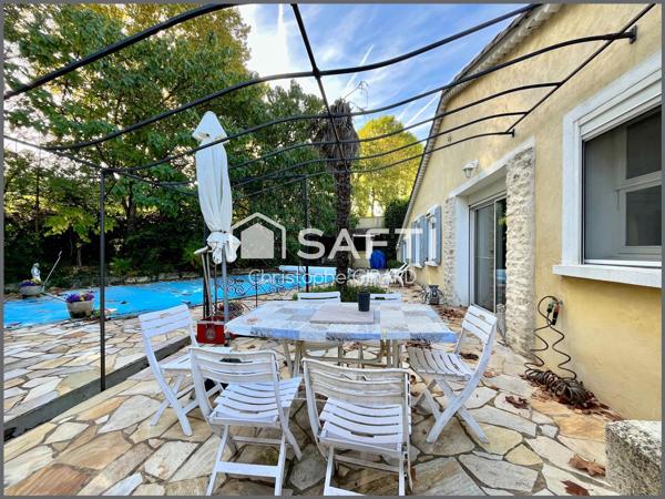 Villa de plain-pied de 89 m² sur Terrain de 672 m² avec Piscine