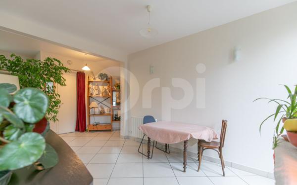 Appartement à vendre    4 pièces • 75,31 m2 Chelles