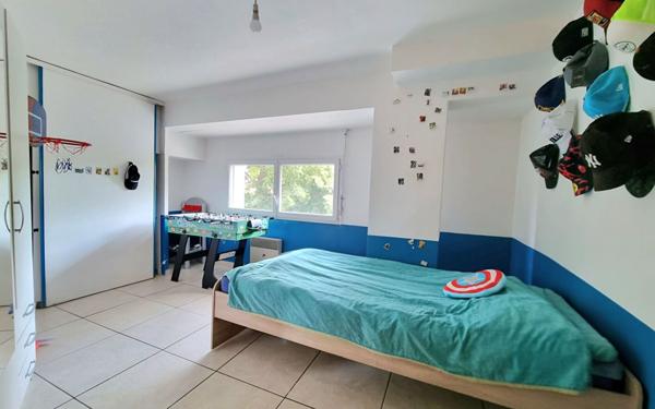 Appartement à vendre    4 pièces • 141,23 m2 La Seyne-sur-Mer