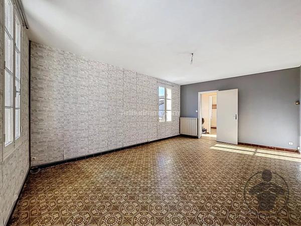 Vente Immeuble 8 pièces 162 m2 à Coutras