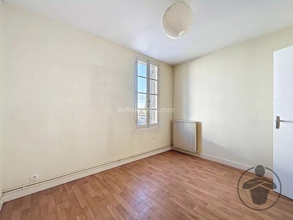 Vente Immeuble 8 pièces 162 m2 à Coutras