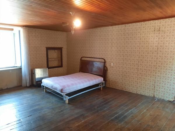 Maison de village à ARVIEU