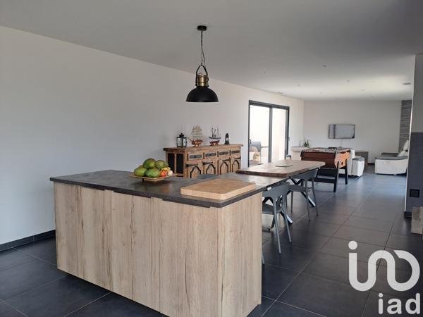 Maison à vendre 6 pièces 161 m² Leucate
