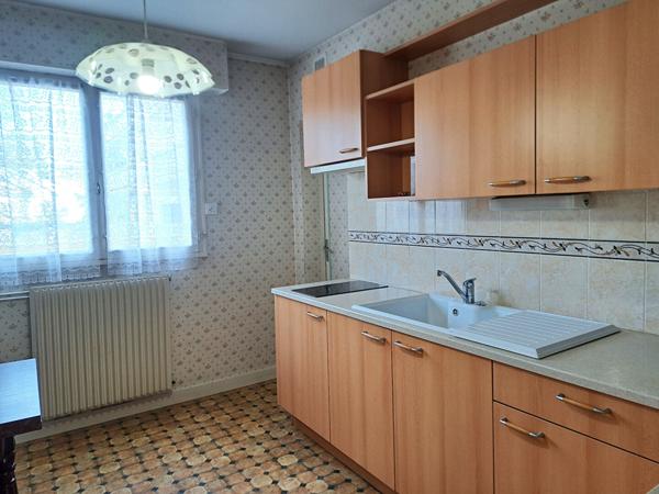 Appartement 3 pièces à vendre Châtellerault - 86100 / Réf: 11939