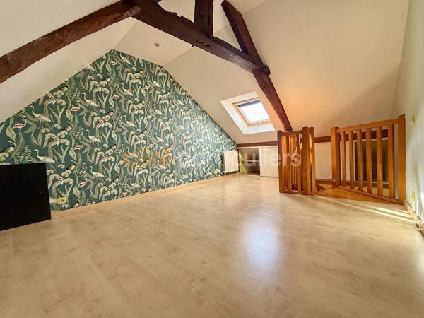 Vente
                Immeuble138 m² - 6 Pièces -
                    BOURGVALLEES (50750)
