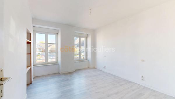 Vente
                Immeuble138 m² - 6 Pièces -
                    BOURGVALLEES (50750)