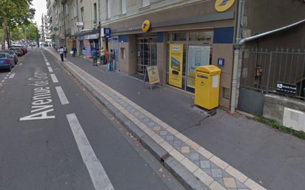 Stationnement à louer    Tours