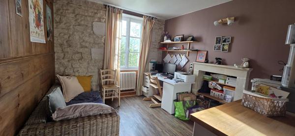Nouveauté , Maison de ville à Saint-Maixent-l'École,, Saint maixent l ecole 79400