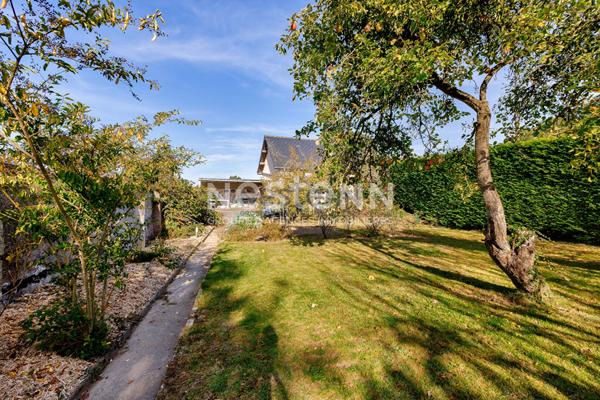 Vente Maison de ville, garages et jardin - LAMBALLE CENTRE VILLE