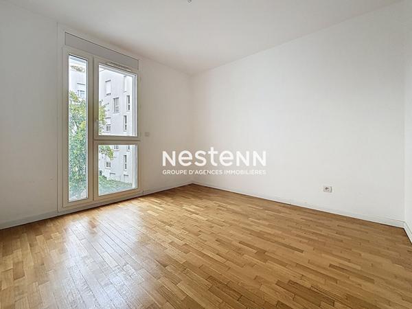 ISSY LES MOULINEAUX - FORT D'ISSY - Appartement 2 pièces avec terrasse