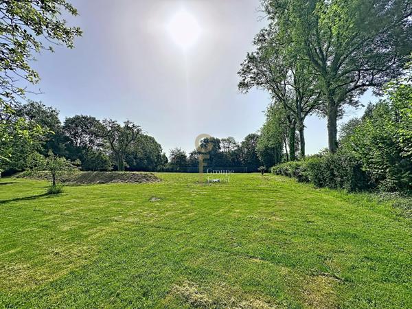UNIQUE TERRAIN DE 4139M2 AVEC TENNIS