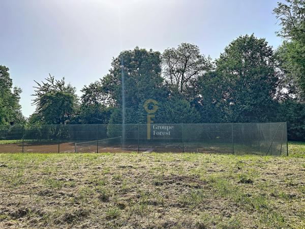UNIQUE TERRAIN DE 4139M2 AVEC TENNIS