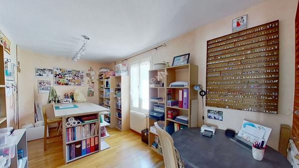 Maison Marines 8 pièces - 197m²