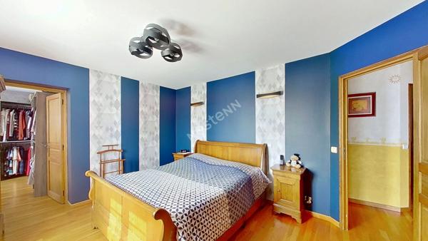 Maison Marines 8 pièces - 197m²