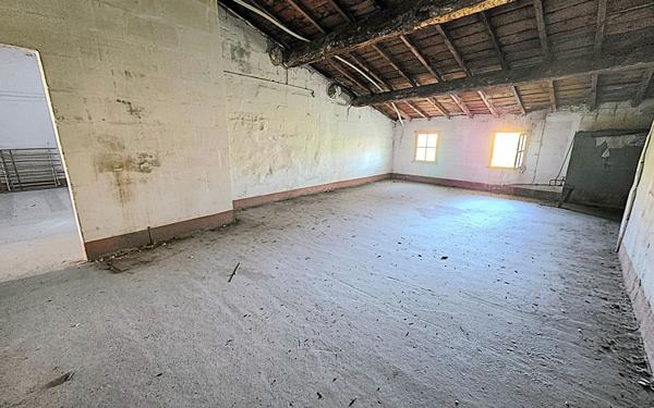 Maison à vendre    5 pièces •  Tarascon