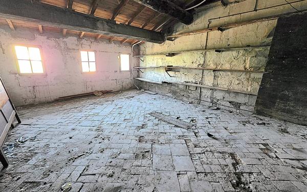 Maison à vendre    5 pièces •  Tarascon