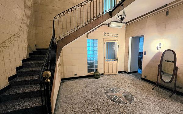 Maison à vendre    5 pièces •  Tarascon