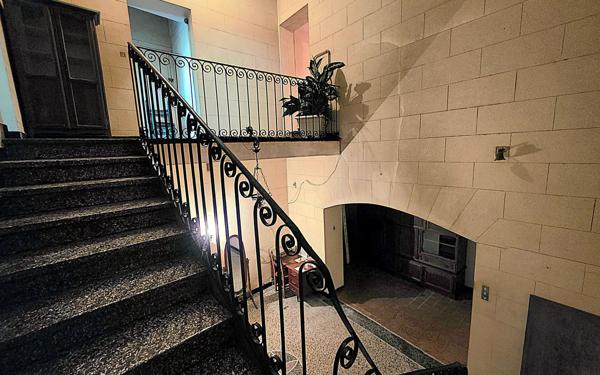 Maison à vendre    5 pièces •  Tarascon