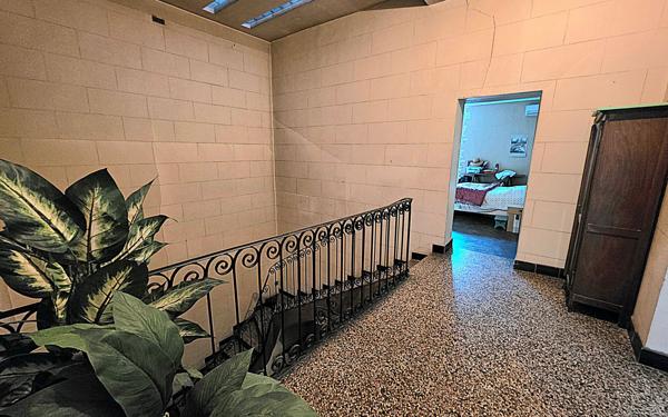 Maison à vendre    5 pièces •  Tarascon