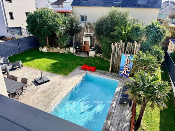 VILLA CONTEMPORAINE D’EXCEPTION AVEC PISCINE, ROOFTOP ESPACE BIEN-ÊTRE – JARDIN - GARAGE