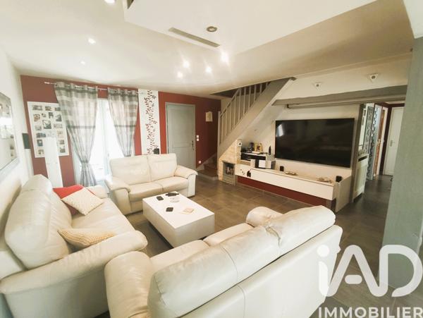 Maison à vendre 6 pièces 132,42 m² Saint-Germain-lès-Arpajon