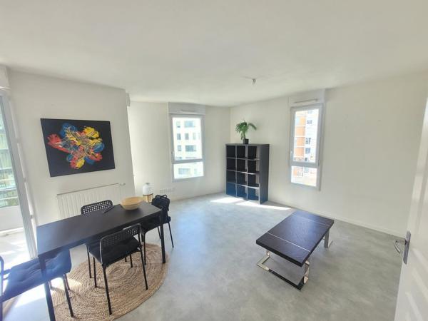 Appartement + annexe + parking