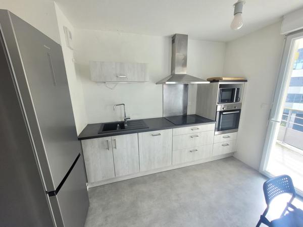 Appartement + annexe + parking