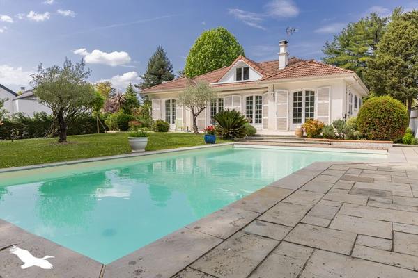 Maison à vendre |  Bizanos |  5 pièces | 160 m²
