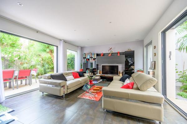 Maison à vendre 890 000 € La Rochelle 5 p 130 m² DPE C