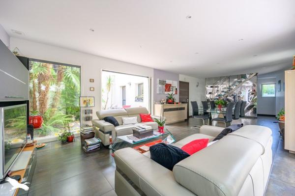 Maison à vendre 890 000 € La Rochelle 5 p 130 m² DPE C
