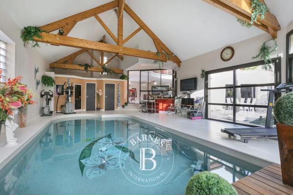 Verrières-le-Buisson, Maison 7 Chambres -  482 m² à vendre