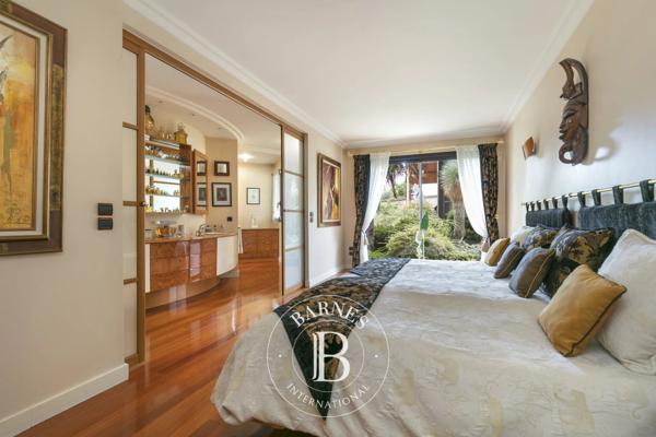 Verrières-le-Buisson, Maison 7 Chambres -  482 m² à vendre