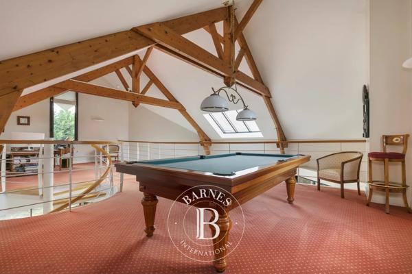 Verrières-le-Buisson, Maison 7 Chambres -  482 m² à vendre