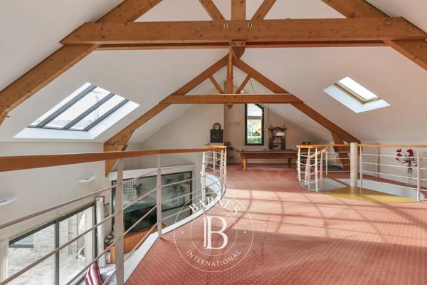 Verrières-le-Buisson, Maison 7 Chambres -  482 m² à vendre