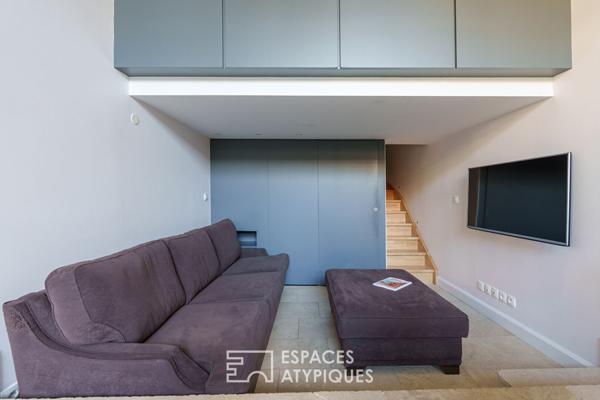 Triplex singulier et ses extérieurs privatifs en coeur de ville