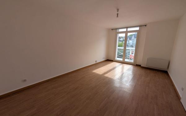 Appartement à vendre    2 pièces • 52,47 m2 Ris-Orangis