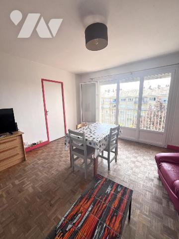 Proche centre Lorette, appartement très lumineux, 4ème étage, 3 chambres 