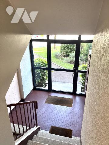 Proche centre Lorette, appartement très lumineux, 4ème étage, 3 chambres 