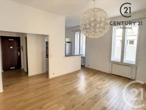 Appartement F2 à vendre  2 pièces - 46,89 m 2   NANTES  - 44