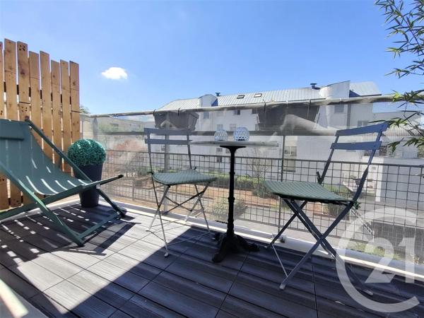 Appartement F2 à vendre  2 pièces - 46,89 m 2   NANTES  - 44