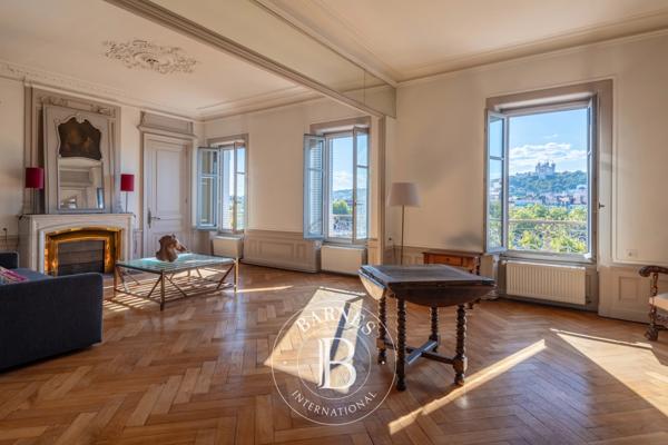 Lyon 6ème, Appartement 1 Chambre -  130 m² à vendre