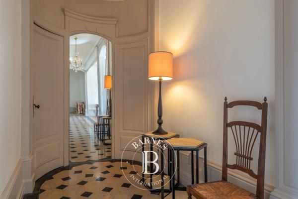 Lyon 6ème, Appartement 1 Chambre -  130 m² à vendre