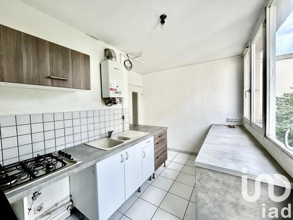 Appartement à vendre 4 pièces 69 m² Le Plessis-Trévise