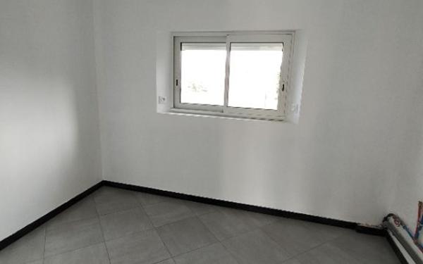 Appartement à louer    5 pièces •  Latrille