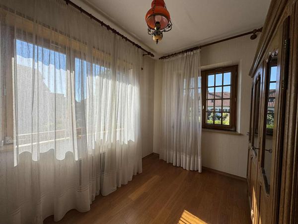 Maison - 6 pièces - 122 m²