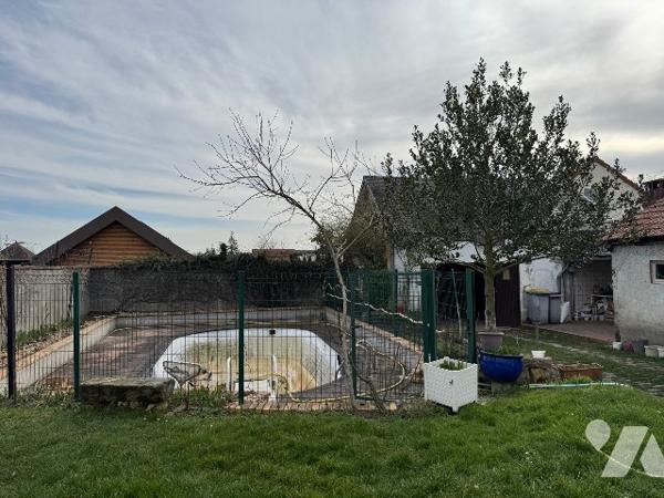 Belle maison de 5 chambres avec jardin et dépendances.