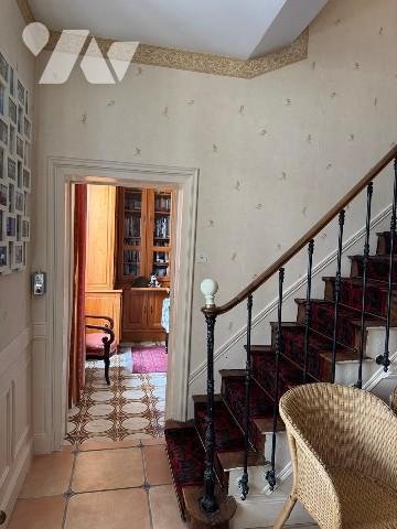 Belle maison de 5 chambres avec jardin et dépendances.